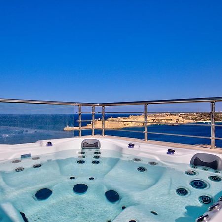 Valletta Luxury 4-Bedroom Duplex With Stunning Sea Views Private Terrace And Jacuzzi Екстериор снимка