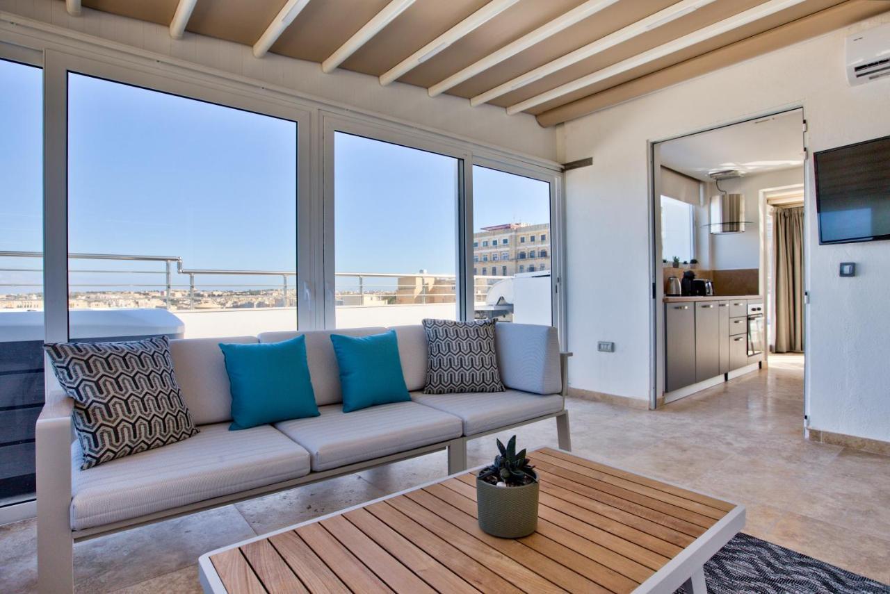 Valletta Luxury 4-Bedroom Duplex With Stunning Sea Views Private Terrace And Jacuzzi Екстериор снимка